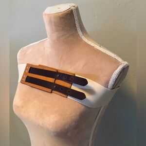 Antropologie Brass Tan Woven Brown
Leather Belt Wide Stretch